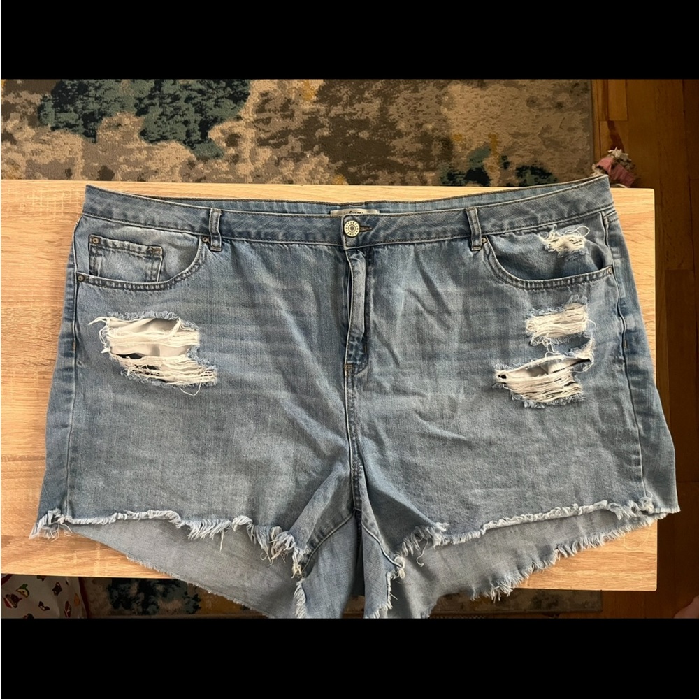 Distressed Denim Women's Shorts Size 24